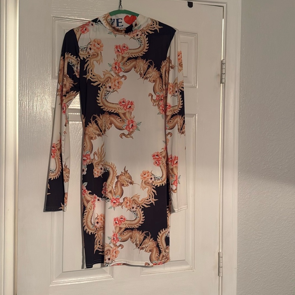 Elegant Dragon Print Dress